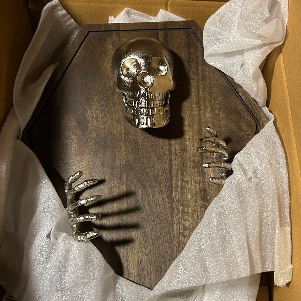 Pottery Barn Skeleton π Cheese π§ Board BNIB - Picture 4 of 7